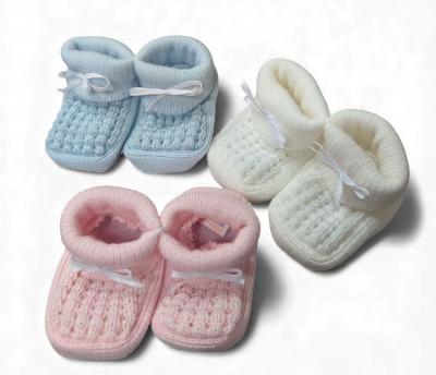 AK1045A  Knitted Booties 