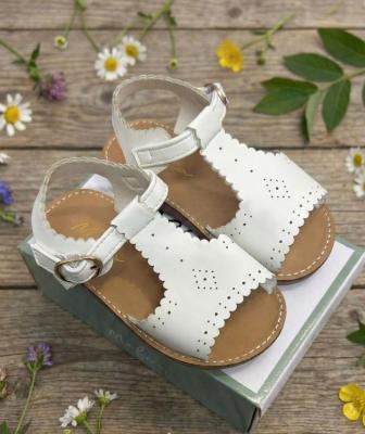 MeIsabellaW-A  White punch Sandal Pack of 12  (EU 20-25)