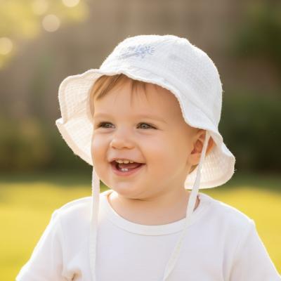 STH88W White Checked Hat "Little Star" (0-24 months)