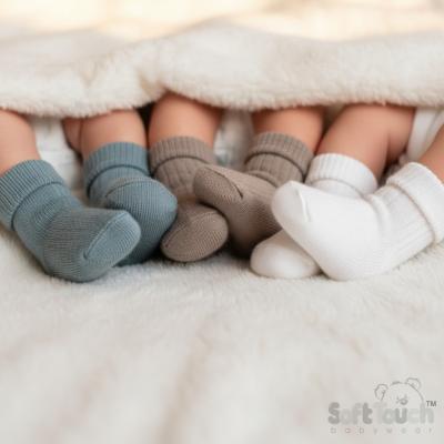STS82-SG-NB3  Sage Green Triple Pack Sock  ( Newborn - 3 months)